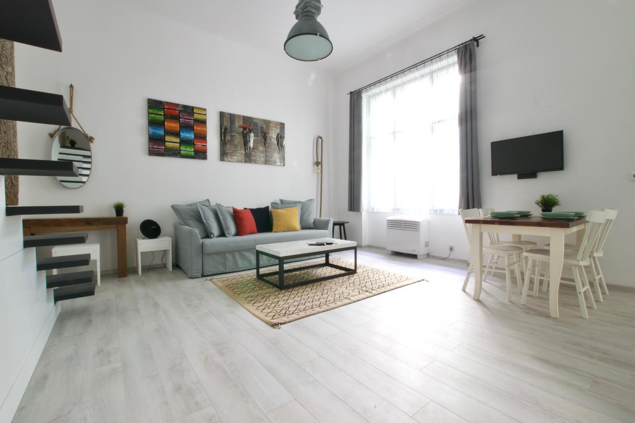 Standard Apartment By Hi5 - Wesselenyi 8 Boedapest Buitenkant foto